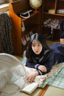 人体模特刘嘉玲